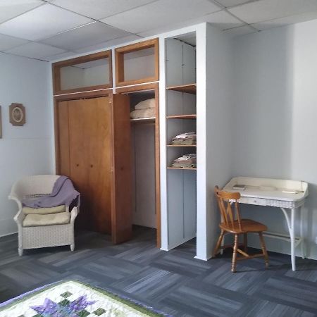Pearl Island B & B Brodhead 外观 照片