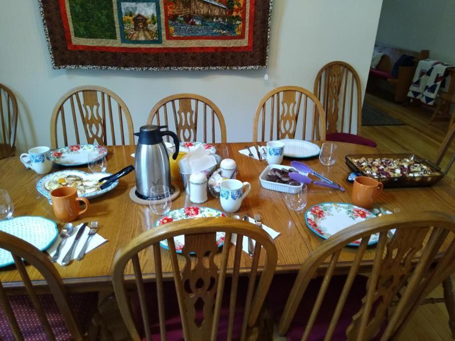 Pearl Island B & B Brodhead 外观 照片